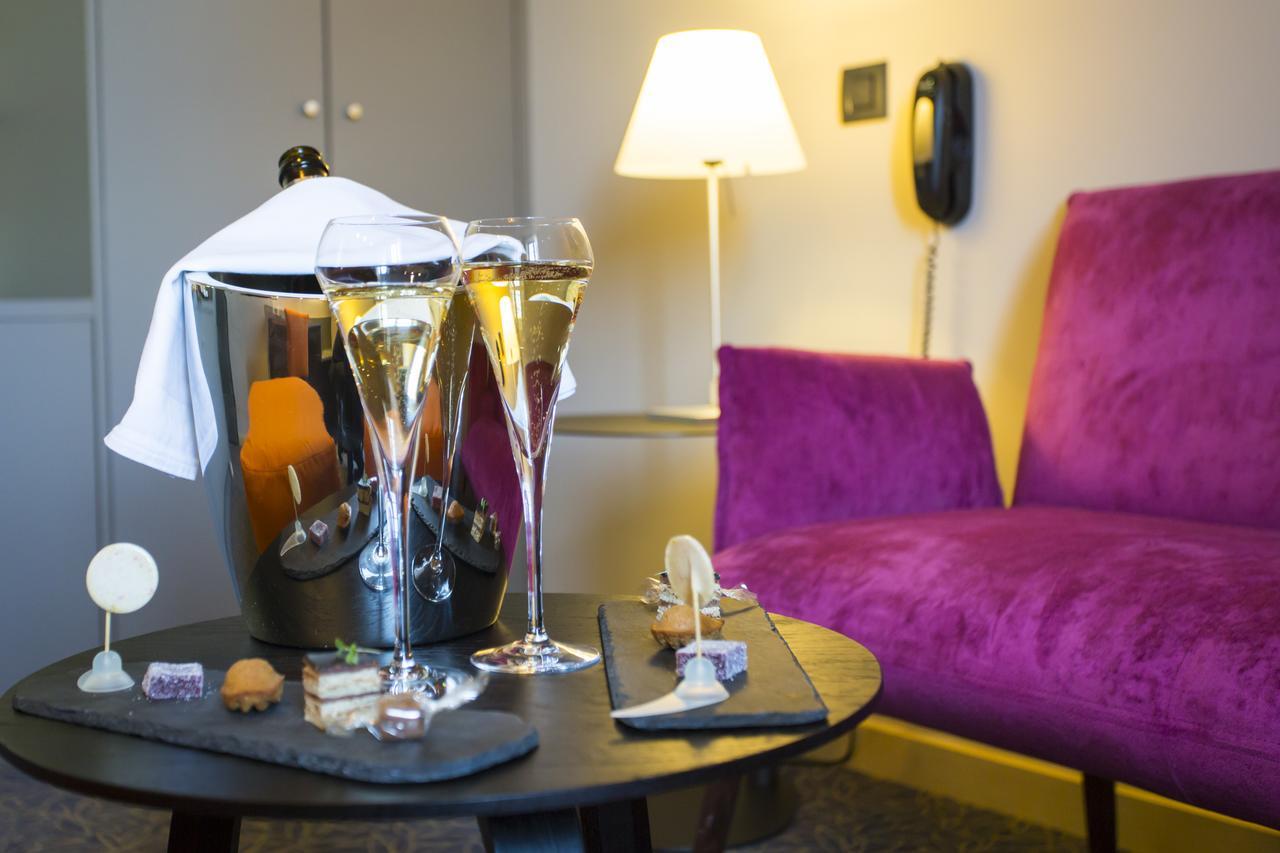 Logis Hotel Du Morvan - Restaurant La Table De Jerome Luzy Zewnętrze zdjęcie