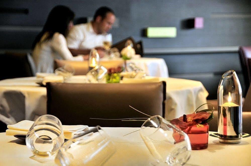 Logis Hotel Du Morvan - Restaurant La Table De Jerome Luzy Zewnętrze zdjęcie